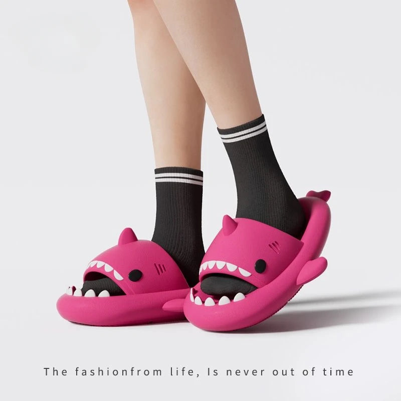 4Cm Thick Sole Shark Slippers Women Men Indoor Bathroom Slides Cute Cartoon 2024 Summer Shoes Female Male Street Beach Sandals